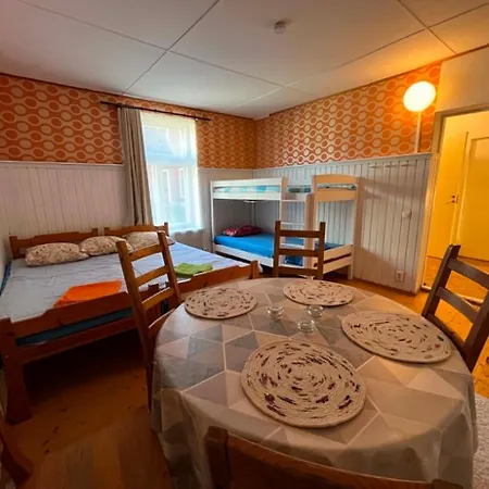 Kesklinna Retrohoov بارنو
